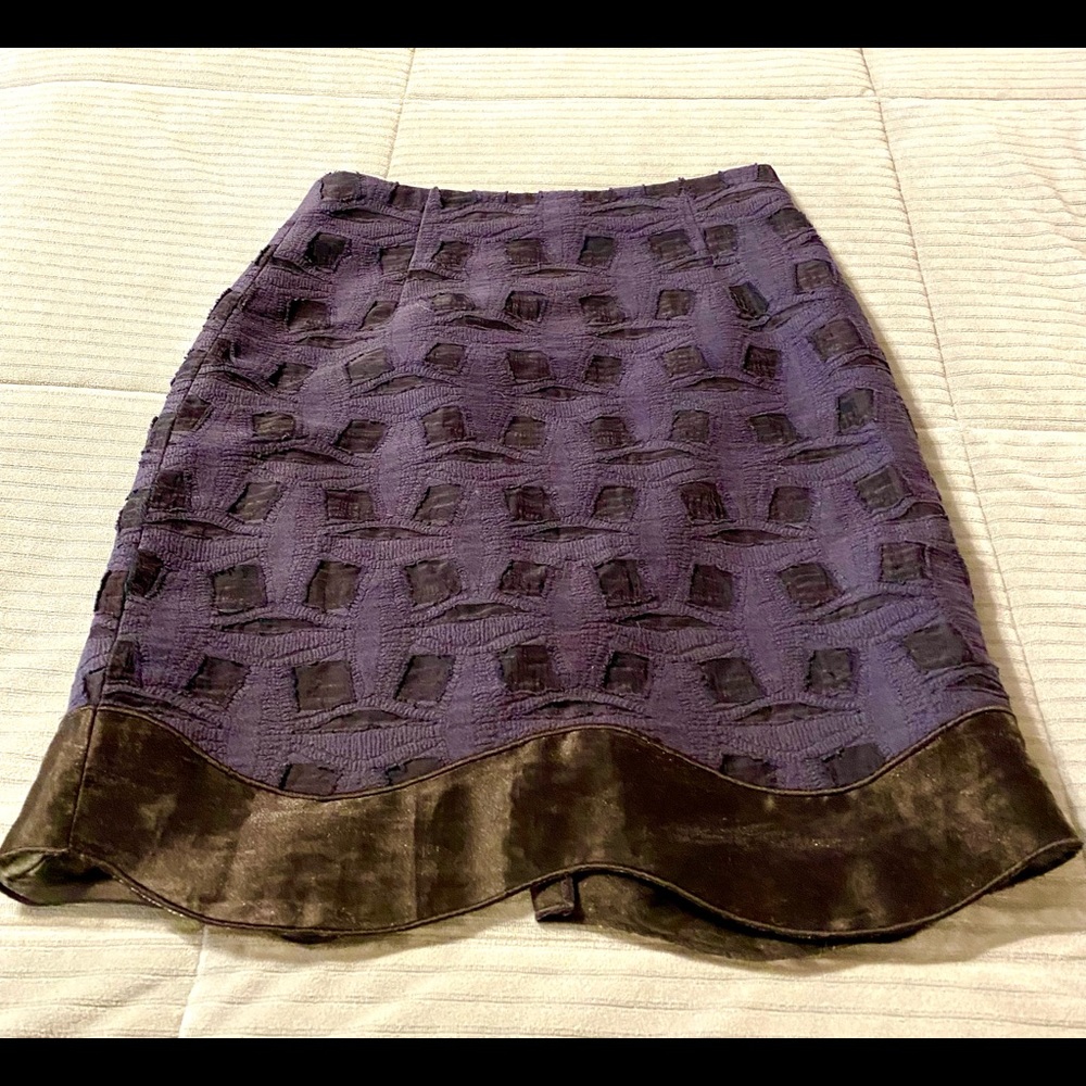 Navy blue midi skirt. Used, excellent condition.